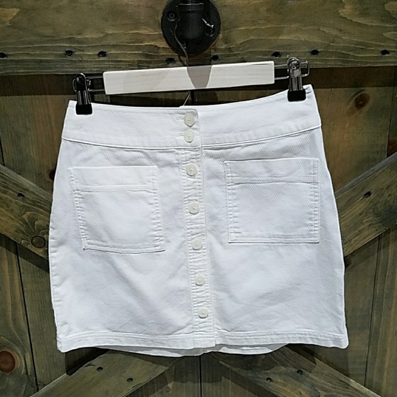 GAP Dresses & Skirts - GAP ] White Mini Skirt